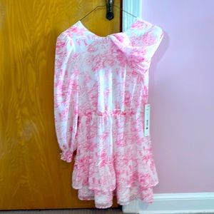 Girl brand new with tags pink Aqua dress size M.